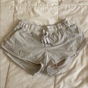 Lululemon Hotty Hot shorts